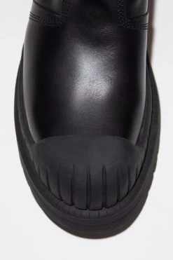 Acne Studios Lug Sole Ankle Boots -Acne Studios 0371 AX0 F