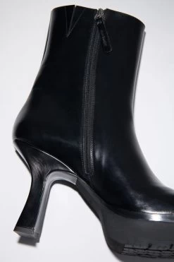 Acne Studios Platform Heel Leather Ankle Boots -Acne Studios 0517 900 E