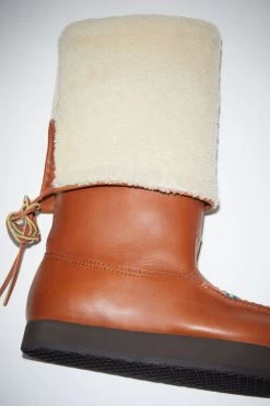 Acne Studios Leather Boots Reversible Shearling -Acne Studios 0526 295 J