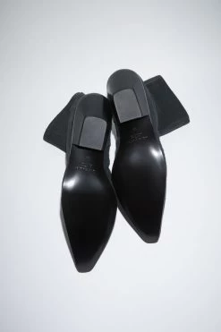 Acne Studios Leather Ankle Boots 11 Acne Studios Leather Ankle Boots -Acne Studios 0555 BB9 D