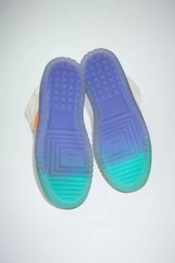 Acne Studios High Top Leather Sneakers -Acne Studios 0574 BRH D