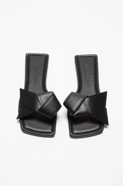 Acne Studios Musubi Leather Sandal -Acne Studios A0598 900 C