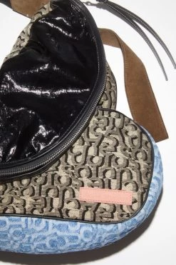 Acne Studios Shoulder Bag -Acne Studios A10272 CQG E