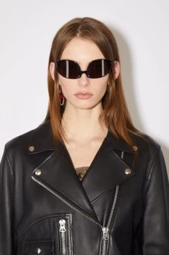 Acne Studios Leather Biker Jacket -Acne Studios A70066 900 D