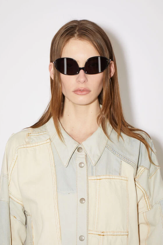 Acne Studios Patchwork Denim Overshirt Dress 6 Acne Studios Patchwork Denim Overshirt Dress – Image 4