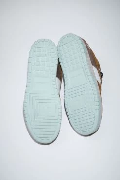 Acne Studios Low Top Basket Leather Sneakers -Acne Studios BD0253 AO0 D