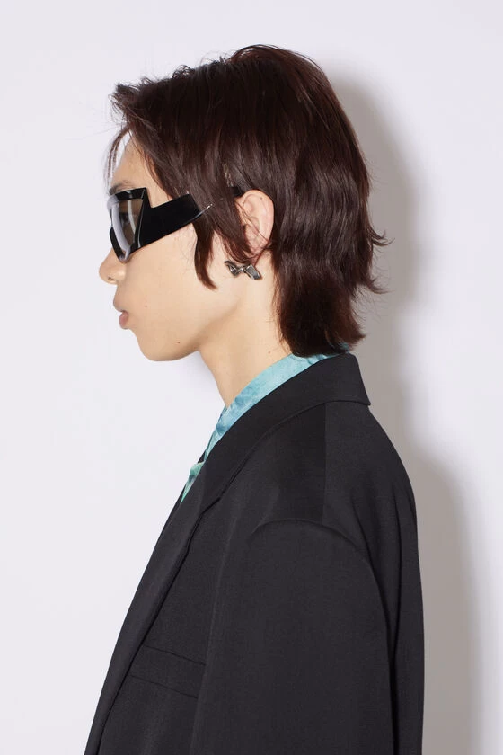 Acne Studios Bow Earrings 5 Acne Studios Bow Earrings – Image 3