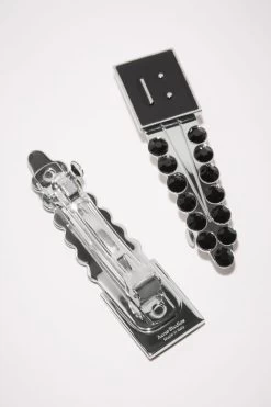 Acne Studios Face Logo Hairclips 9 Acne Studios Face Logo Hairclips -Acne Studios C50370 900 D